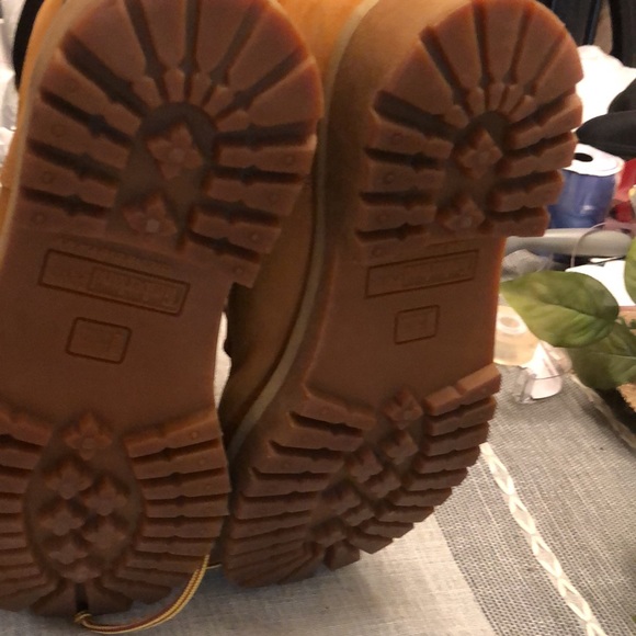 Timberland boots( worn only once) - Picture 4 of 4